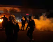 Unpredictable Consequences of US-Iran Conflict Escalate Regionally