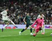 Valverde's Hat-Trick Decimates Manchester City in Champions League Rout