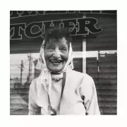 Viva Gibb's Photographic Exhibition Captures Melbourne's 1970s-80s Suburban Life