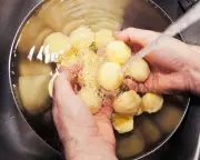 Why Potatoes Turn Black After Cooking and How to Prevent It