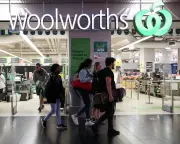 Woolworths' Price Decline Claims Face Scrutiny Amid Consumer Skepticism