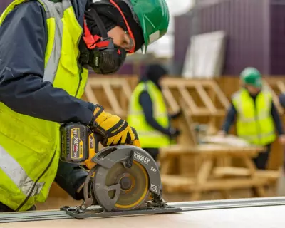 Benefit Rules Force Families to Lose £340 Weekly as Apprenticeship Penalty Hits Poor