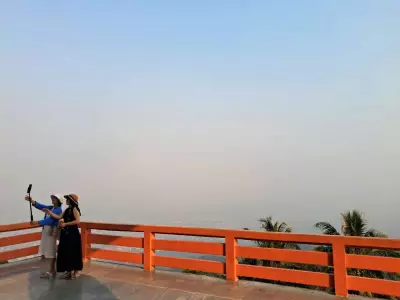 Chiang Mai's Tourism and Health Crisis Deepens as Smog Engulfs Famous Temple