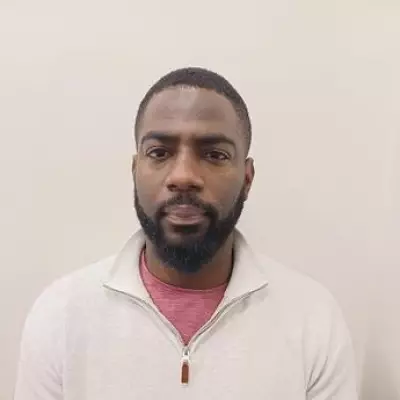 Corrupt Prison Guard and London Gang Jailed for Smuggling Operation