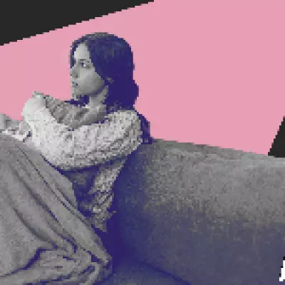 Daughter Disturbed by Mum's Boyfriend's Inappropriate Advances