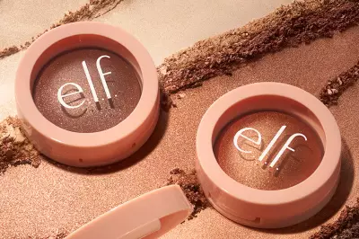 e.l.f. Cosmetics Halo Glow Highlighter Delivers Glass Skin Look Effortlessly