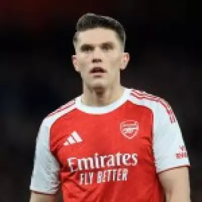 Ex-Liverpool Star Claims Arsenal's Title Hopes Hinge on Missed Striker Signing