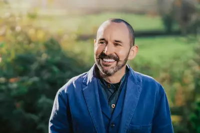 From Top Speaker to Ceramics Artist: How Losing It All Brought True Happiness