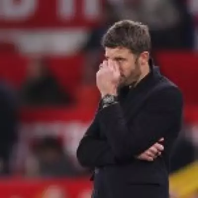 Gary Neville Slams Man Utd's Midfield Pairing After Leeds Defeat