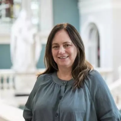 Greenwich Council Chief Takes Family to Court Over £1k Gift from Mother