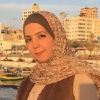 Immigrant Student's Dream Funded by Strangers After Online Hate Campaign