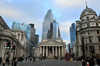 Investment Banks Face Junior Staff Shortage Following Years of Cuts