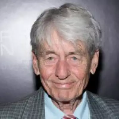 John Nolan, Actor in Batman Films and Christopher Nolan's Uncle, Dies at 87