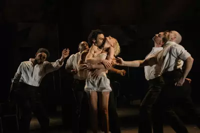 Les Liaisons Dangereuses Review: Aiden Turner Shines in National Theatre Revival