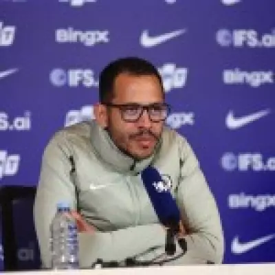 Liam Rosenior Hails Moises Caicedo as World's Best Midfielder Before Chelsea vs Man City