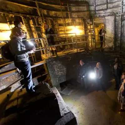 Mayfair Tube Station Shut After Wealthy Residents Opposed 'Undesirables'