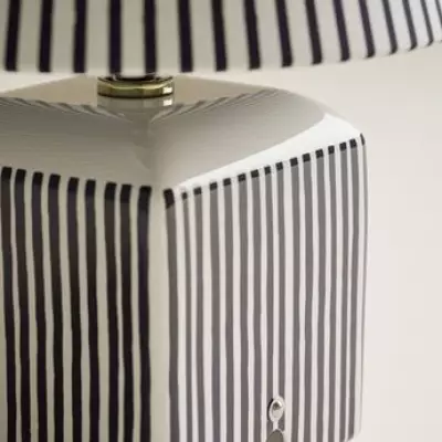 M&S Rechargeable Lamp Sells Out Annually, Ideal for Plug-Free Areas