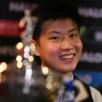 Stephen Hendry Backs Zhao Xintong to Break Snooker's Crucible Curse