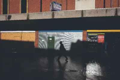 UK Consumer Confidence Plummets Amid Iran War Inflation Fears