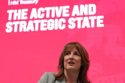 UK Unemployment to Peak at 5.8% as Economy Faces 'Biggest Hit' Since Pandemic