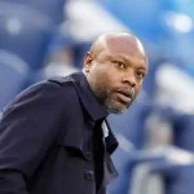 William Gallas names the manager Chelsea must appoint to build team of warriors