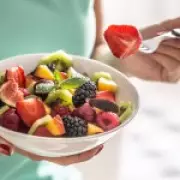 5 Signs You're Eating Too Much Fruit, According to a Dietitian