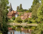 A Wind in the Willows Weekend: Stylish B&B in the Chilterns