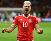 Aaron Ramsey Retires: A Welsh Football Icon's Legacy and Career Highlights