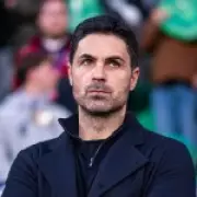 Arsenal Legend Winterburn Slams 'Disrespectful' Arteta Sack Talk Amid Title Race