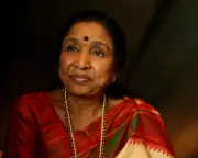 Asha Bhosle, Legendary Bollywood Singer, Dies at 92 After 80-Year Career