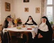 Austrian Nuns Closer to Staying in Convent After Escape from Care Home