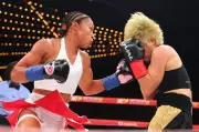 Baumgardner Retains Unified Junior Lightweight Title in Dominant Decision