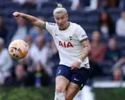 Bethany England Leaves Tottenham: Spurs Captain Bids Tearful Farewell