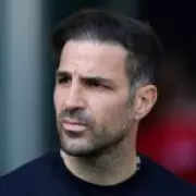Cesc Fabregas Commits to Como Amid Chelsea Managerial Speculation