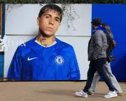 Chelsea Suspends Enzo Fernández for Manchester City Clash After Controversial Comments