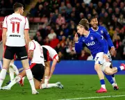 Clarke Earns Ipswich Point at Southampton in Promotion Thriller