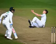 County Championship Roundup: Essex Triumph, Leicestershire Collapse in Dramatic Day