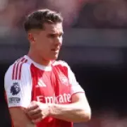 Danny Murphy Criticizes Arsenal's Tactical Rigidity After Bournemouth Defeat