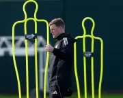 Eddie Howe's Newcastle Future Hangs in Balance as Summer Rebuild Looms
