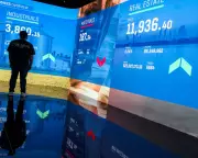 Energy Traders Grapple with Market Chaos Amid US-Iran Conflict