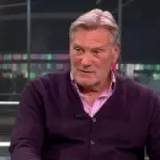 Glenn Hoddle Predicts Chelsea Will Retain Liam Rosenior Despite Defeat Streak