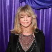 Goldie Hawn Recalls Alien Encounter: 'They Touched My Face'