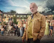 Graham Norton Lifts Tired Reality Show The Neighbourhood