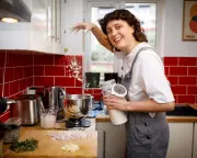 Inside the Tradwife Phenomenon: A Month Immersed in the Lifestyle