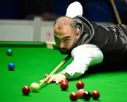 Iranian Snooker Star Vafaei Struggles to Focus at Crucible Amid Homeland Conflict