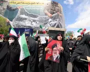 Iranians React to Two-Week Ceasefire Announcement with Debates and Arguments