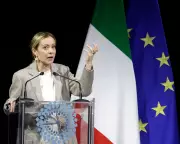 Italy's Meloni Proposes 'Bounty' Bonuses for Lawyers in Immigration Crackdown
