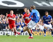 Jack Clarke's Late Penalty Secures Ipswich Draw in Championship Thriller