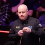 John Higgins Overcomes Neil Robertson to Reach World Snooker Semi-Finals