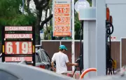 LA Drivers Adapt to Record Gas Prices Amid Global Oil Crisis